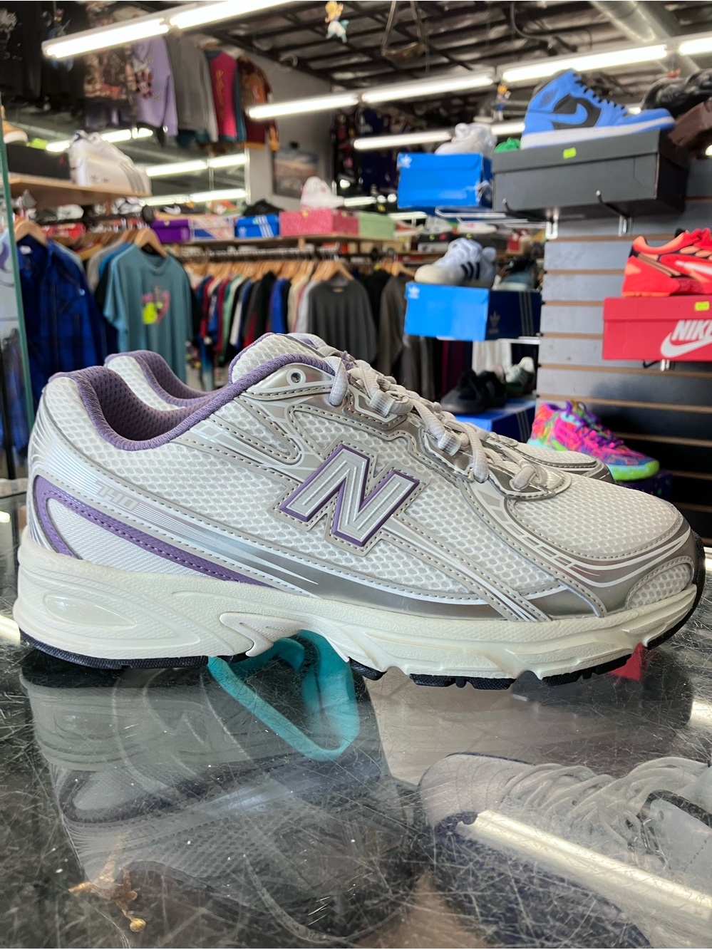 Women’s New Balance 740 Candied Violet Angora Size 11